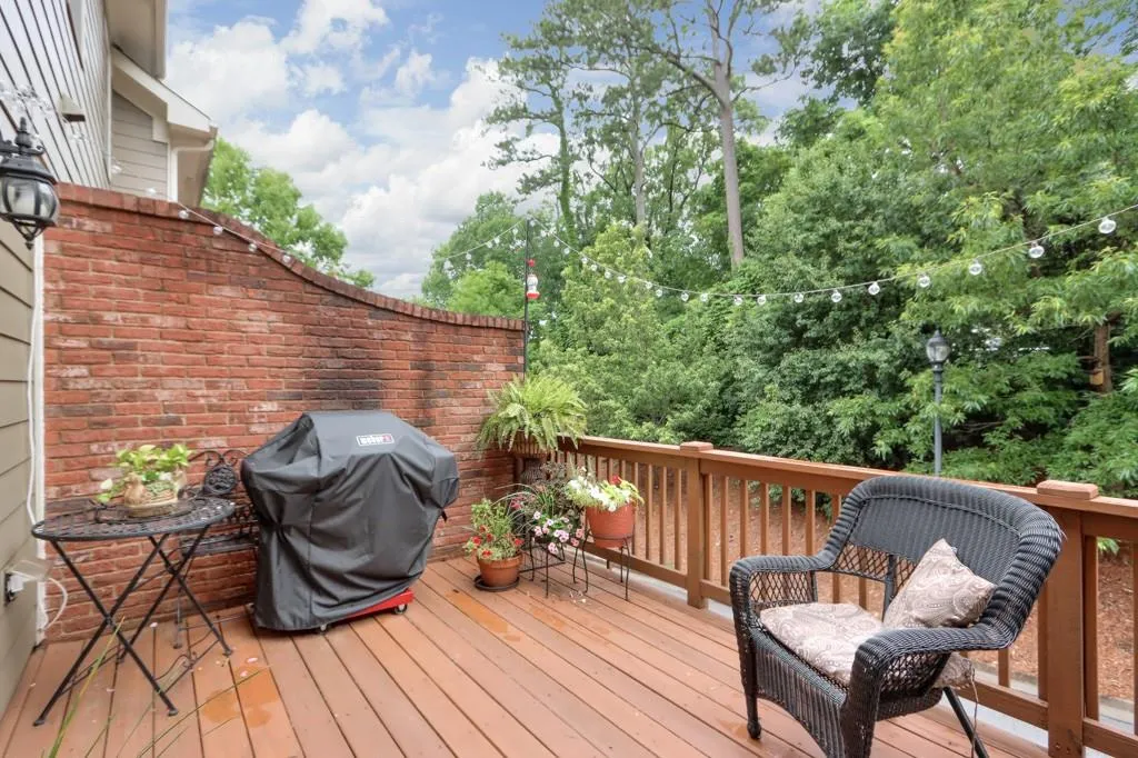 7360 Glisten Avenue, Sandy Springs, Georgia 30328, 3 Bedrooms Bedrooms, ,3 BathroomsBathrooms,Residential,Sold,7360 Glisten Avenue,7232201