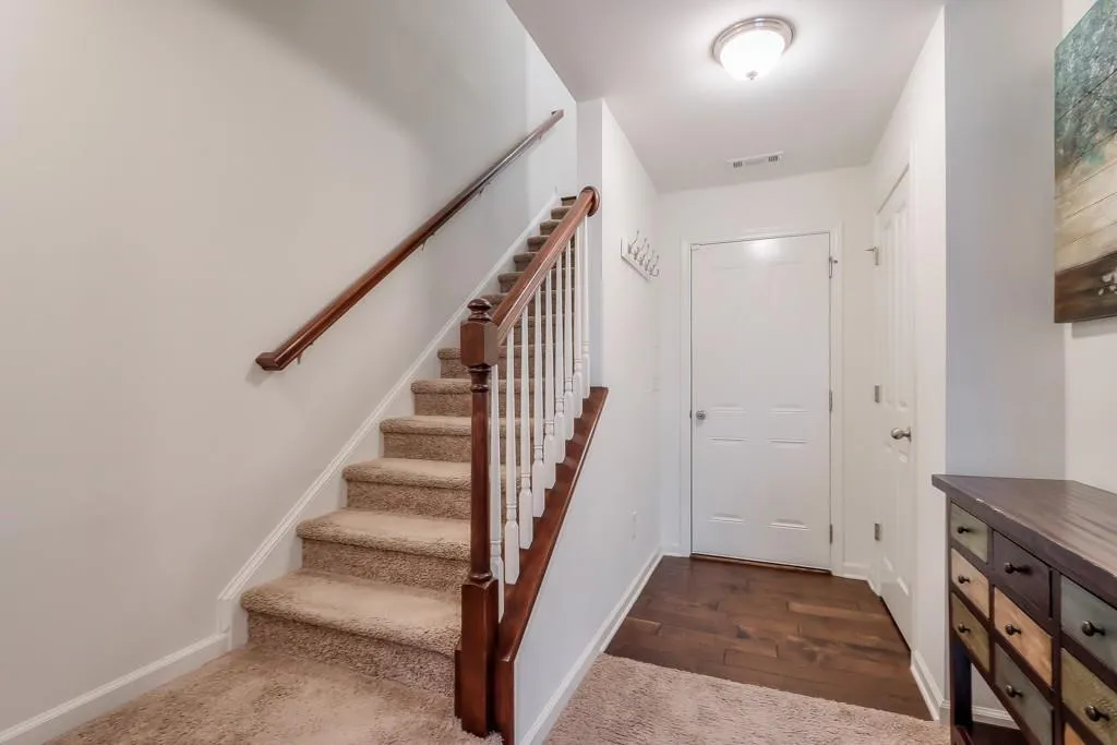 7360 Glisten Avenue, Sandy Springs, Georgia 30328, 3 Bedrooms Bedrooms, ,3 BathroomsBathrooms,Residential,Sold,7360 Glisten Avenue,7232201