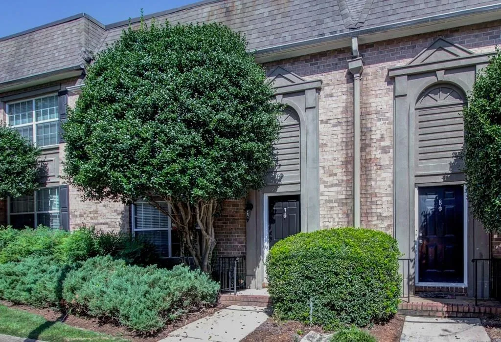 6980 Roswell Road Unit F7, Atlanta, Georgia 30328, 3 Bedrooms Bedrooms, ,2 BathroomsBathrooms,Residential,Sold,6980 Roswell Road Unit F7,5602515