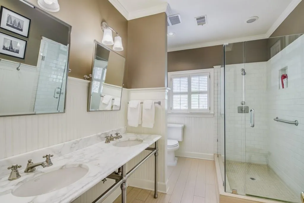 1315 Belmore Way, Sandy Springs, Georgia 30350, 6 Bedrooms Bedrooms, ,5 BathroomsBathrooms,Residential,Sold,1315 Belmore Way,6864395