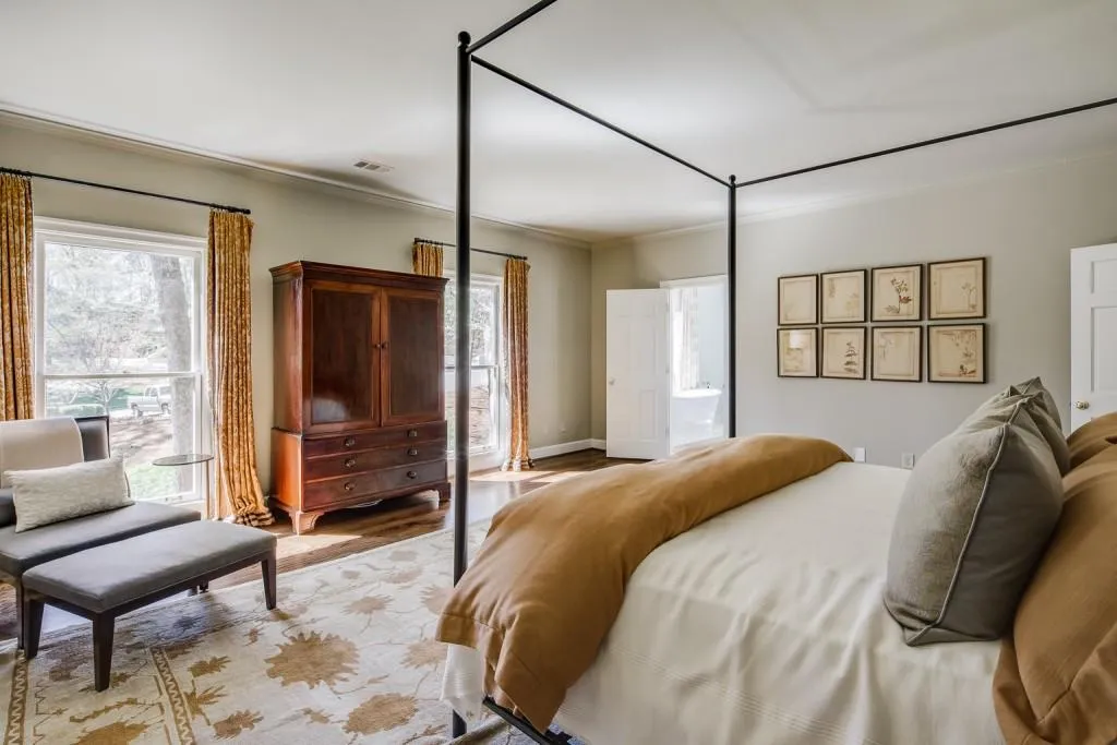 1315 Belmore Way, Sandy Springs, Georgia 30350, 6 Bedrooms Bedrooms, ,5 BathroomsBathrooms,Residential,Sold,1315 Belmore Way,6864395