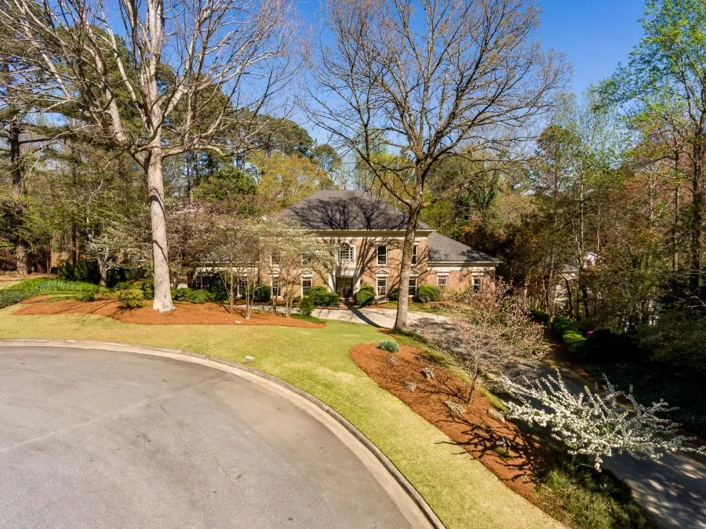 1315 Belmore Way, Sandy Springs, Georgia 30350, 6 Bedrooms Bedrooms, ,5 BathroomsBathrooms,Residential,Sold,1315 Belmore Way,6864395