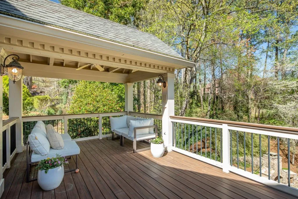 1315 Belmore Way, Sandy Springs, Georgia 30350, 6 Bedrooms Bedrooms, ,5 BathroomsBathrooms,Residential,Sold,1315 Belmore Way,6864395