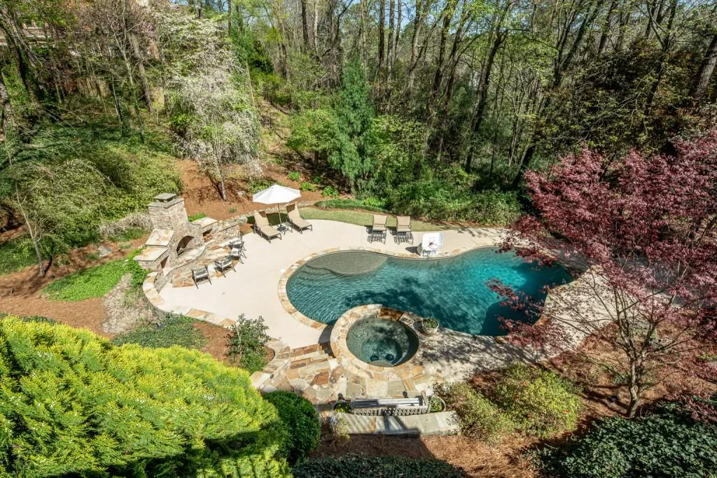 1315 Belmore Way, Sandy Springs, Georgia 30350, 6 Bedrooms Bedrooms, ,5 BathroomsBathrooms,Residential,Sold,1315 Belmore Way,6864395