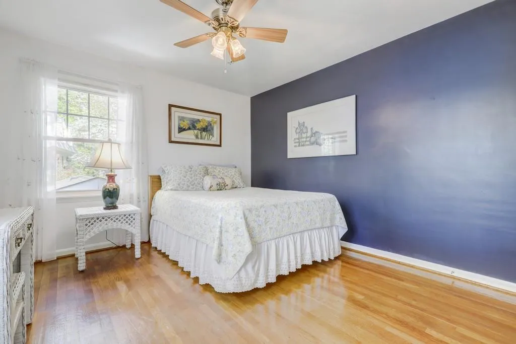 800 Glenairy Drive, Sandy Springs, Georgia 30328, 5 Bedrooms Bedrooms, ,3 BathroomsBathrooms,Residential,Sold,800 Glenairy Drive,6576327