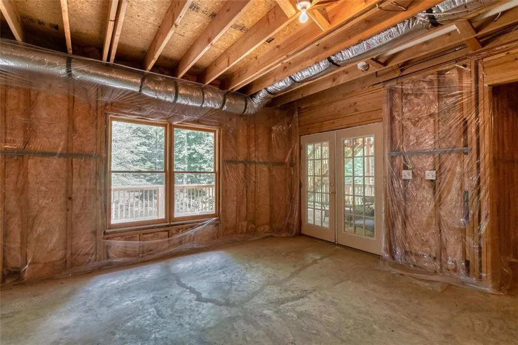 205 Fieldsborn Court, Atlanta, Georgia 30328, 4 Bedrooms Bedrooms, ,3 BathroomsBathrooms,Residential,Sold,205 Fieldsborn Court,7051436