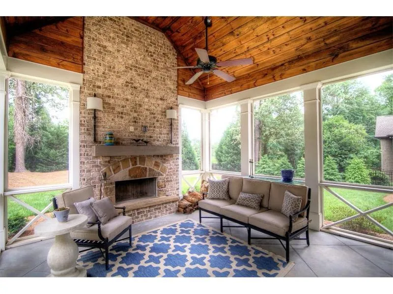 5975 Greenbrier Road, Atlanta, Georgia 30328, 5 Bedrooms Bedrooms, ,5 BathroomsBathrooms,Residential,Sold,5975 Greenbrier Road,5857960