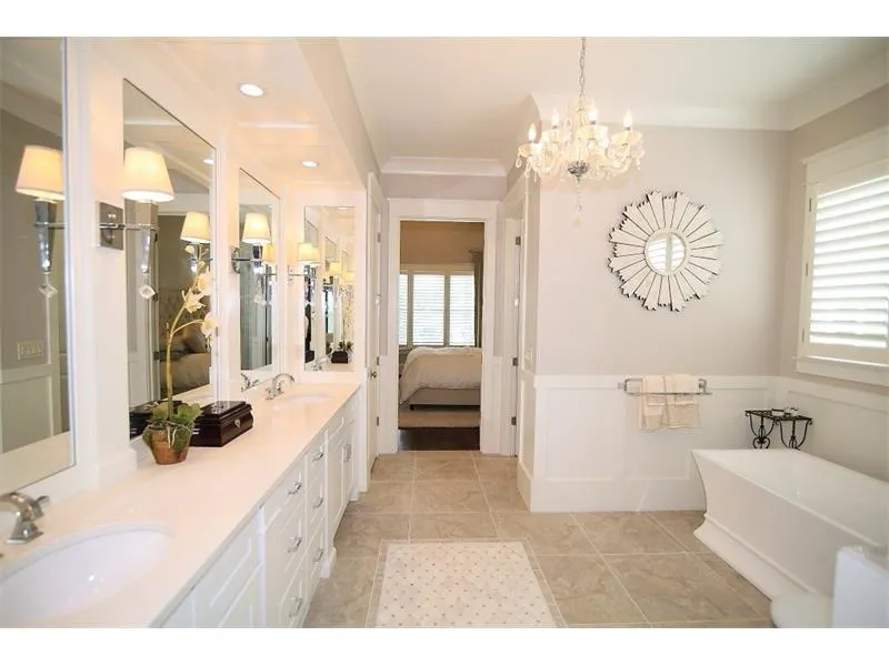 5975 Greenbrier Road, Atlanta, Georgia 30328, 5 Bedrooms Bedrooms, ,5 BathroomsBathrooms,Residential,Sold,5975 Greenbrier Road,5857960