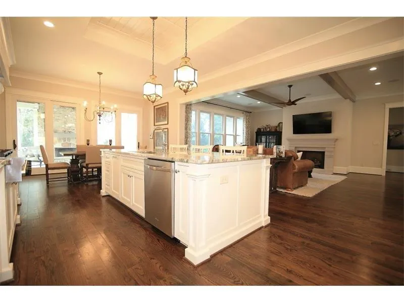 5975 Greenbrier Road, Atlanta, Georgia 30328, 5 Bedrooms Bedrooms, ,5 BathroomsBathrooms,Residential,Sold,5975 Greenbrier Road,5857960