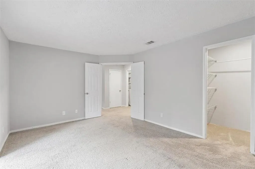 6808 Glenridge Drive Unit D, Atlanta, Georgia 30328, 1 Bedroom Bedrooms, ,1 BathroomBathrooms,Residential,Sold,6808 Glenridge Drive Unit D,7699329