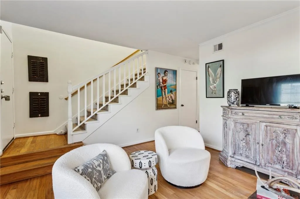 162 Lablanc Way Nw, Atlanta, Georgia 30327, 2 Bedrooms Bedrooms, 0 ,2 BathroomsBathrooms,Residential,For Sale,162 Lablanc Way Nw,7713992