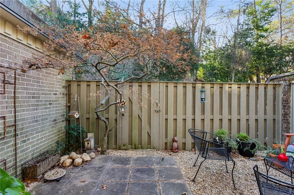 162 Lablanc Way Nw, Atlanta, Georgia 30327, 2 Bedrooms Bedrooms, 0 ,2 BathroomsBathrooms,Residential,For Sale,162 Lablanc Way Nw,7713992