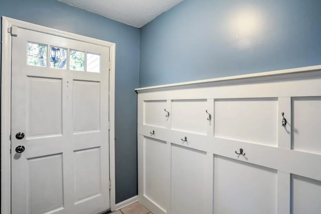 503 Brandywine Circle, Sandy Springs, Georgia 30350, 3 Bedrooms Bedrooms, ,2 BathroomsBathrooms,Residential,Sold,503 Brandywine Circle,6074831
