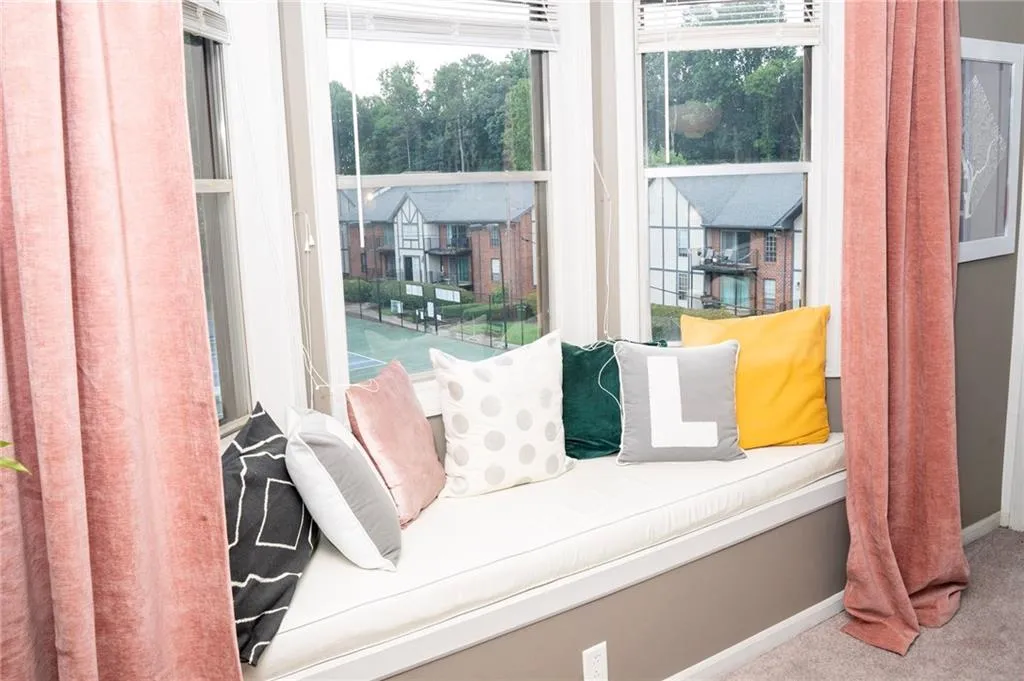 6851 Roswell Road Unit O19, Sandy Springs, Georgia 30328, 2 Bedrooms Bedrooms, ,2 BathroomsBathrooms,Residential,Sold,6851 Roswell Road Unit O19,6915028