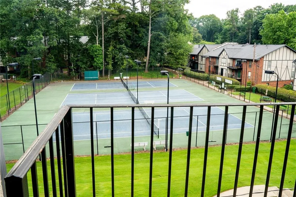 6851 Roswell Road Unit O19, Sandy Springs, Georgia 30328, 2 Bedrooms Bedrooms, ,2 BathroomsBathrooms,Residential,Sold,6851 Roswell Road Unit O19,6915028