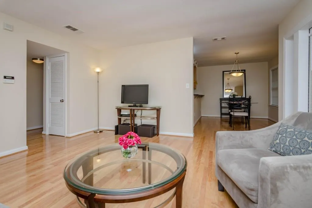 1445 Monroe Drive Unit C41, Atlanta, Georgia 30324, 2 Bedrooms Bedrooms, ,2 BathroomsBathrooms,Residential,Sold,1445 Monroe Drive Unit C41,5749825