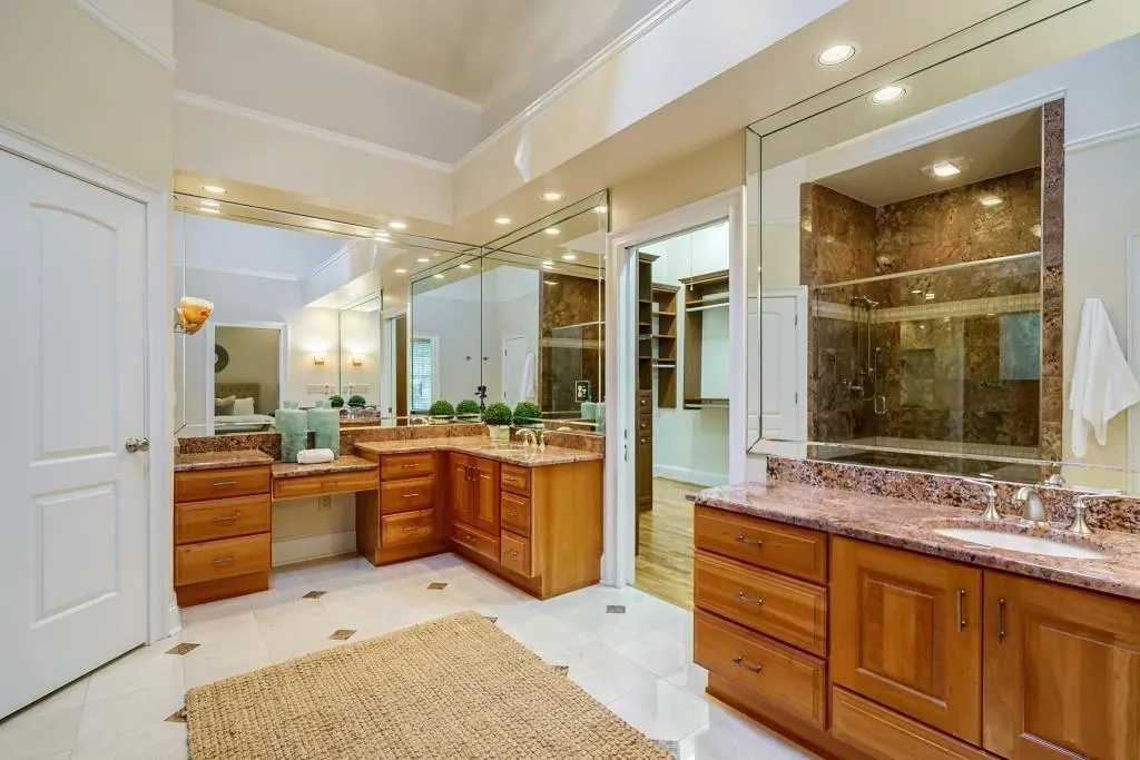 310 River Valley Road, Atlanta, Georgia 30328, 5 Bedrooms Bedrooms, ,5 BathroomsBathrooms,Residential,Sold,310 River Valley Road,7107044