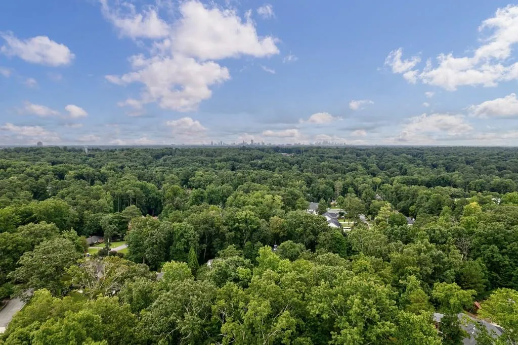 310 River Valley Road, Atlanta, Georgia 30328, 5 Bedrooms Bedrooms, ,5 BathroomsBathrooms,Residential,Sold,310 River Valley Road,7107044