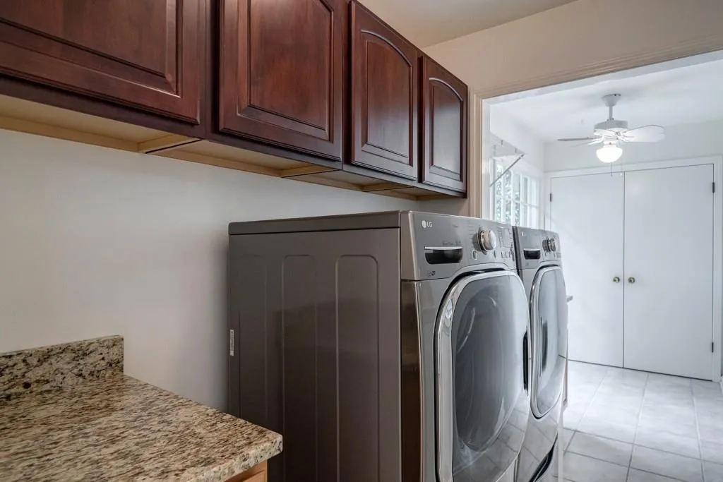 310 River Valley Road, Atlanta, Georgia 30328, 5 Bedrooms Bedrooms, ,5 BathroomsBathrooms,Residential,Sold,310 River Valley Road,7107044