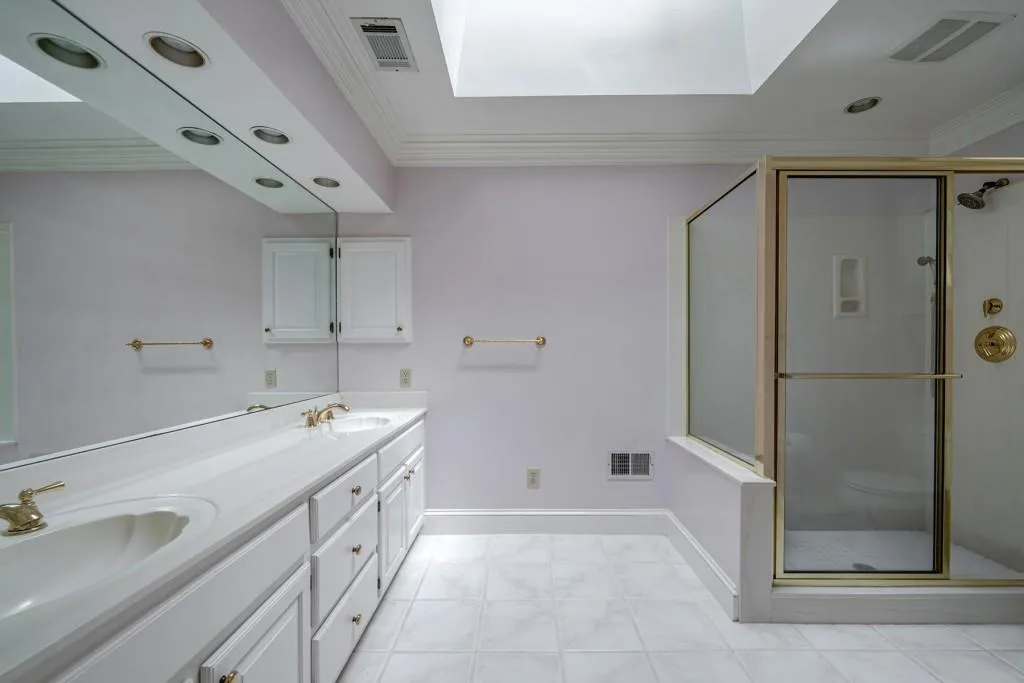 310 River Valley Road, Atlanta, Georgia 30328, 5 Bedrooms Bedrooms, ,5 BathroomsBathrooms,Residential,Sold,310 River Valley Road,7107044