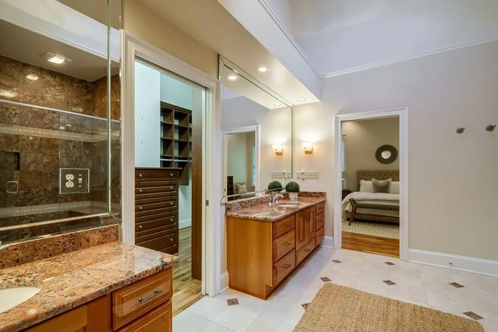 310 River Valley Road, Atlanta, Georgia 30328, 5 Bedrooms Bedrooms, ,5 BathroomsBathrooms,Residential,Sold,310 River Valley Road,7107044