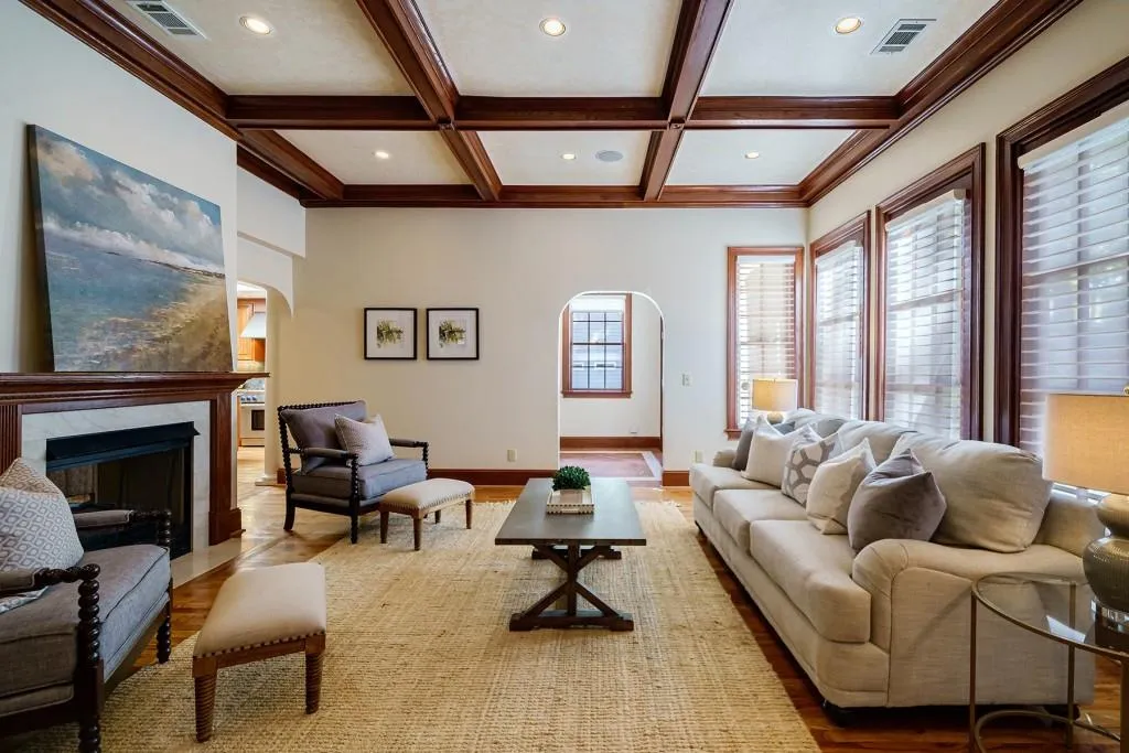 310 River Valley Road, Atlanta, Georgia 30328, 5 Bedrooms Bedrooms, ,5 BathroomsBathrooms,Residential,Sold,310 River Valley Road,7107044