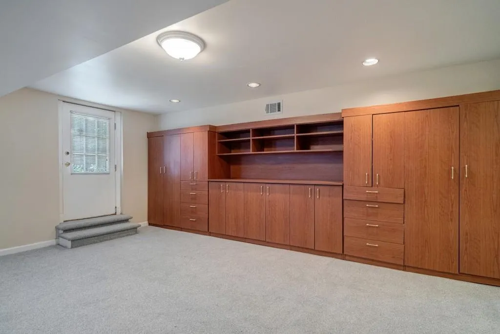 310 River Valley Road, Atlanta, Georgia 30328, 5 Bedrooms Bedrooms, ,5 BathroomsBathrooms,Residential,Sold,310 River Valley Road,7107044