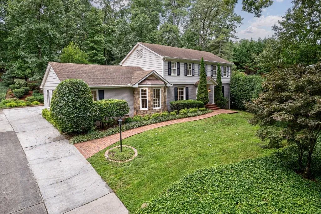 310 River Valley Road, Atlanta, Georgia 30328, 5 Bedrooms Bedrooms, ,5 BathroomsBathrooms,Residential,Sold,310 River Valley Road,7107044