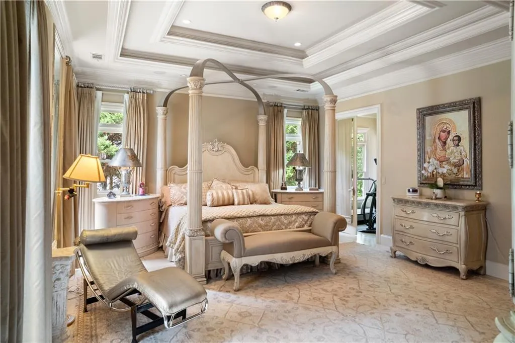 5960 Riverside Drive, Sandy Springs, Georgia 30328, 6 Bedrooms Bedrooms, ,6 BathroomsBathrooms,Residential,Sold,5960 Riverside Drive,7443851 5960 Riverside Drive, Sandy Springs, Georgia 30328, 6 Bedrooms Bedrooms, ,6 BathroomsBathrooms,Residential,Sold,5960 Riverside Drive,7443851