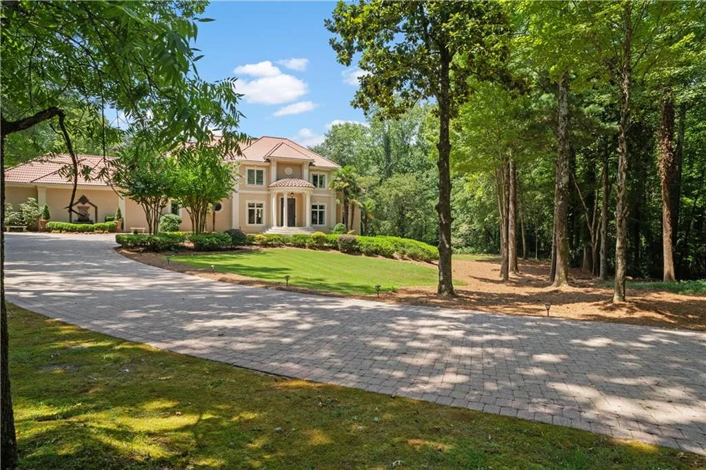5960 Riverside Drive, Sandy Springs, Georgia 30328, 6 Bedrooms Bedrooms, ,6 BathroomsBathrooms,Residential,Sold,5960 Riverside Drive,7443851 5960 Riverside Drive, Sandy Springs, Georgia 30328, 6 Bedrooms Bedrooms, ,6 BathroomsBathrooms,Residential,Sold,5960 Riverside Drive,7443851
