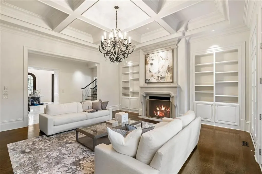 4076 Glen Devon Drive Nw, Atlanta, Georgia 30327, 7 Bedrooms Bedrooms, 0 ,9 BathroomsBathrooms,Residential,For Sale,4076 Glen Devon Drive Nw,7699409