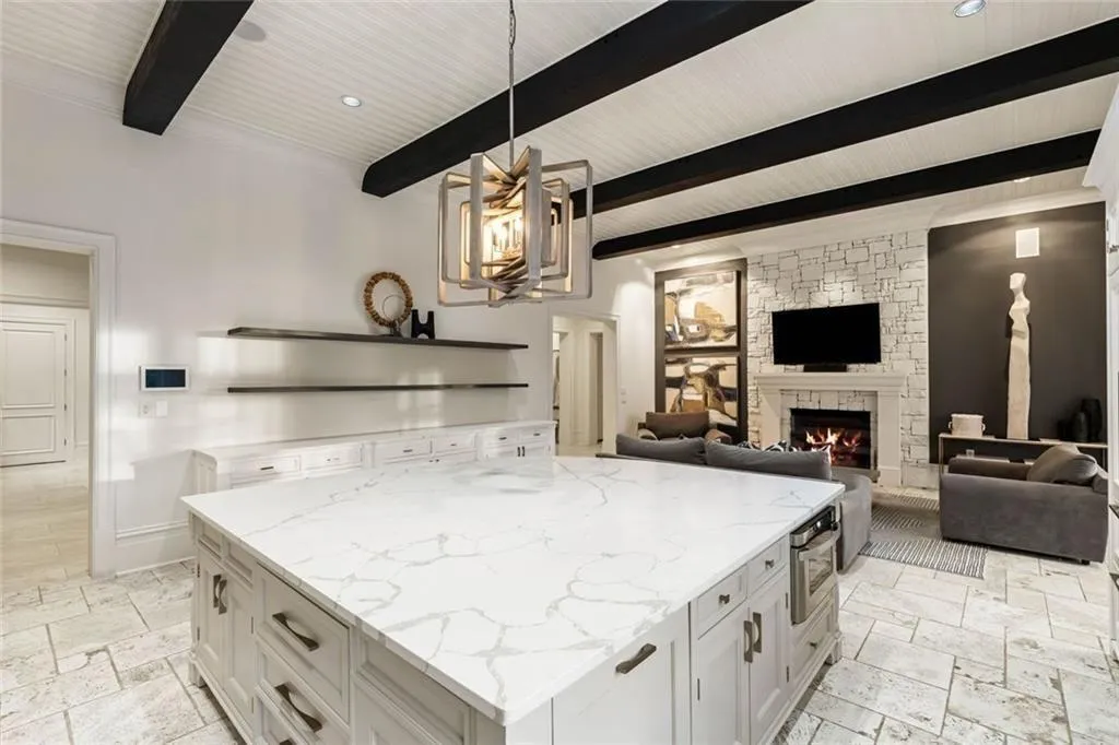 4076 Glen Devon Drive Nw, Atlanta, Georgia 30327, 7 Bedrooms Bedrooms, 0 ,9 BathroomsBathrooms,Residential,For Sale,4076 Glen Devon Drive Nw,7699409