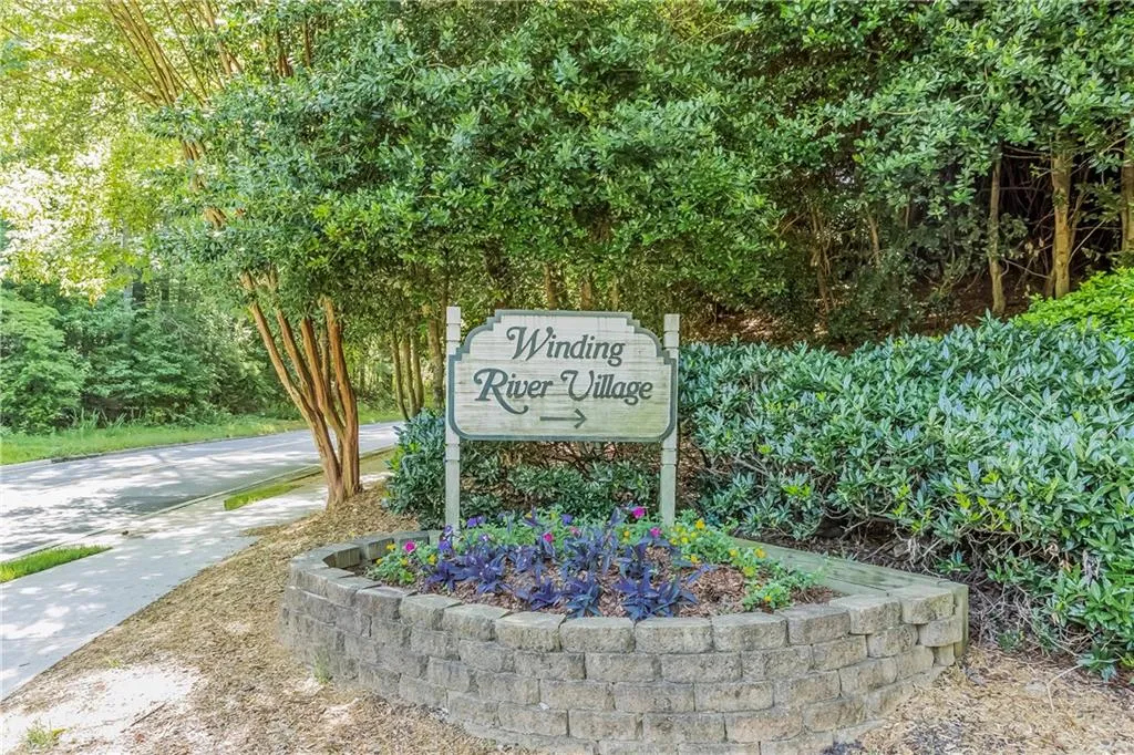 350 Winding River Drive Unit B, Atlanta, Georgia 30350, 3 Bedrooms Bedrooms, ,2 BathroomsBathrooms,Residential,Sold,350 Winding River Drive Unit B,5720056