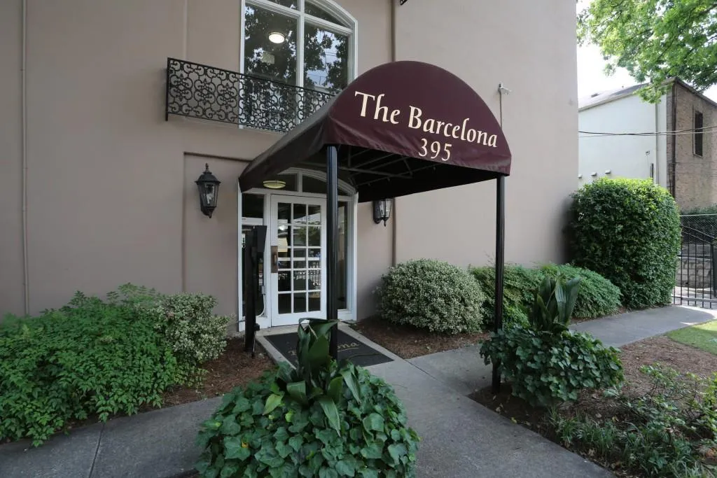 395 Pharr Road Ne Unit 206, Atlanta, Georgia 30305, 1 Bedroom Bedrooms, ,1 BathroomBathrooms,Residential,Sold,395 Pharr Road Ne Unit 206,5688283 395 Pharr Road Ne Unit 206, Atlanta, Georgia 30305, 1 Bedroom Bedrooms, ,1 BathroomBathrooms,Residential,Sold,395 Pharr Road Ne Unit 206,5688283