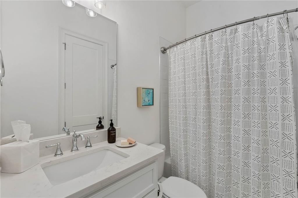 287 Green Hill Road, Atlanta, Georgia 30342, 5 Bedrooms Bedrooms, ,4 BathroomsBathrooms,Residential,Sold,287 Green Hill Road,7337028