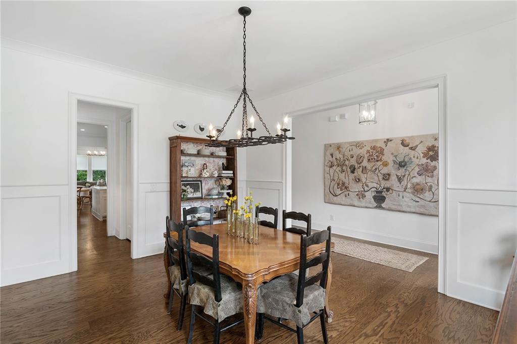 287 Green Hill Road, Atlanta, Georgia 30342, 5 Bedrooms Bedrooms, ,4 BathroomsBathrooms,Residential,Sold,287 Green Hill Road,7337028