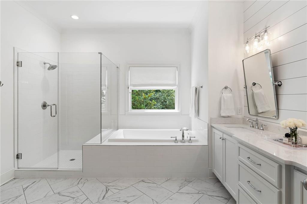 287 Green Hill Road, Atlanta, Georgia 30342, 5 Bedrooms Bedrooms, ,4 BathroomsBathrooms,Residential,Sold,287 Green Hill Road,7337028