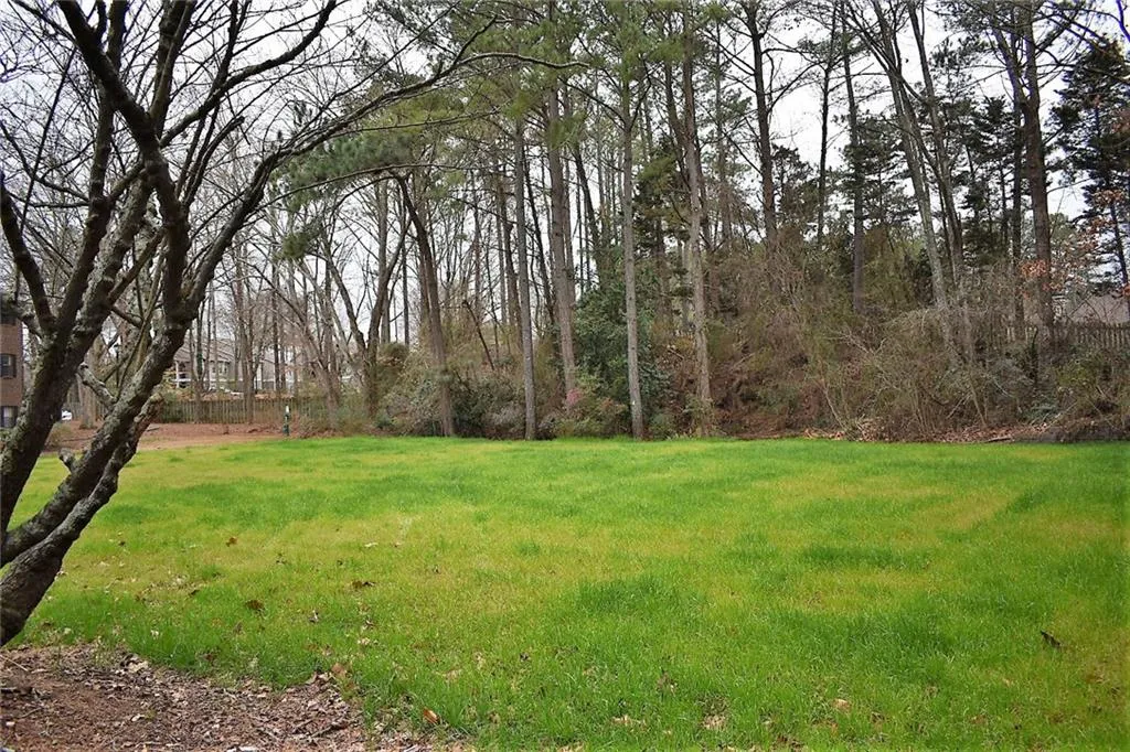 510 Barrington Hills Drive Unit 510, Atlanta, Georgia 30350, 2 Bedrooms Bedrooms, ,2 BathroomsBathrooms,Residential,Sold,510 Barrington Hills Drive Unit 510,5966222