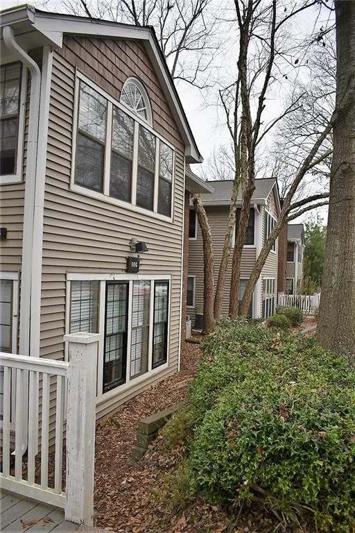 510 Barrington Hills Drive Unit 510, Atlanta, Georgia 30350, 2 Bedrooms Bedrooms, ,2 BathroomsBathrooms,Residential,Sold,510 Barrington Hills Drive Unit 510,5966222