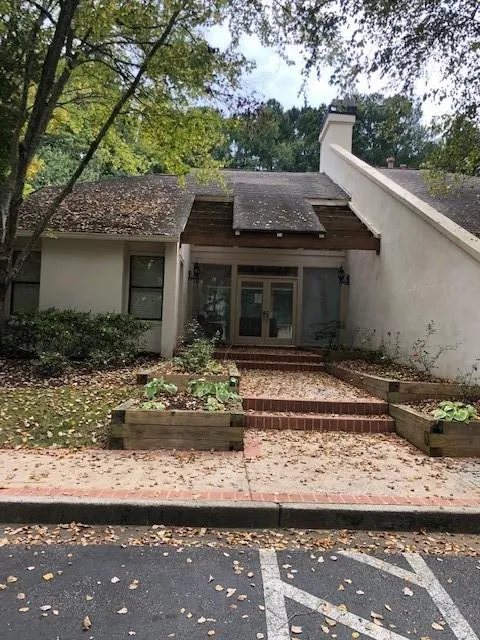 2515 Huntingdon Chase, Sandy Springs, Georgia 30350, 2 Bedrooms Bedrooms, ,2 BathroomsBathrooms,Residential,Sold,2515 Huntingdon Chase,6952558