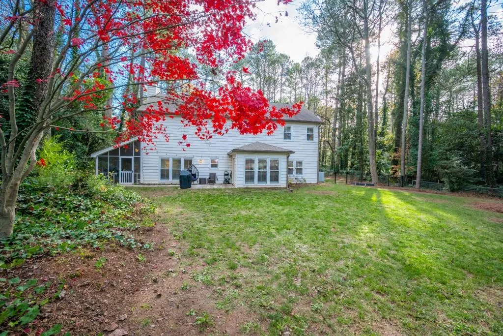 510 Dalrymple Road, Sandy Springs, Georgia 30328, 4 Bedrooms Bedrooms, ,2 BathroomsBathrooms,Residential,Sold,510 Dalrymple Road,7151642