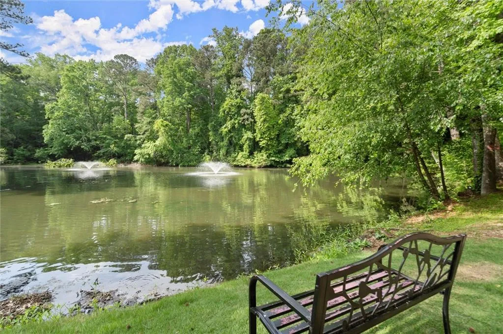 3708 Ashford Creek Hill Ne Unit 3708, Atlanta, Georgia 30319, 1 Bedroom Bedrooms, ,1 BathroomBathrooms,Residential,For Sale,3708 Ashford Creek Hill Ne Unit 3708,7569739