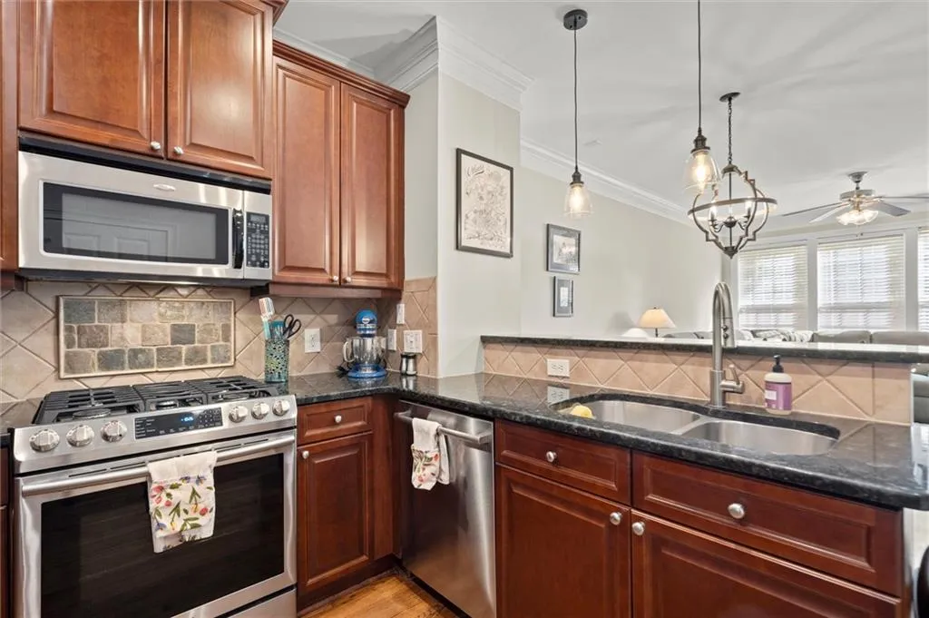 3708 Ashford Creek Hill Ne Unit 3708, Atlanta, Georgia 30319, 1 Bedroom Bedrooms, ,1 BathroomBathrooms,Residential,For Sale,3708 Ashford Creek Hill Ne Unit 3708,7569739