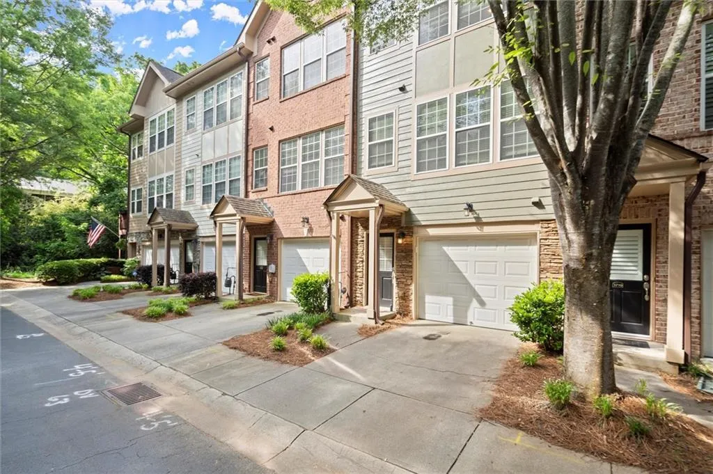 3708 Ashford Creek Hill Ne Unit 3708, Atlanta, Georgia 30319, 1 Bedroom Bedrooms, ,1 BathroomBathrooms,Residential,For Sale,3708 Ashford Creek Hill Ne Unit 3708,7569739