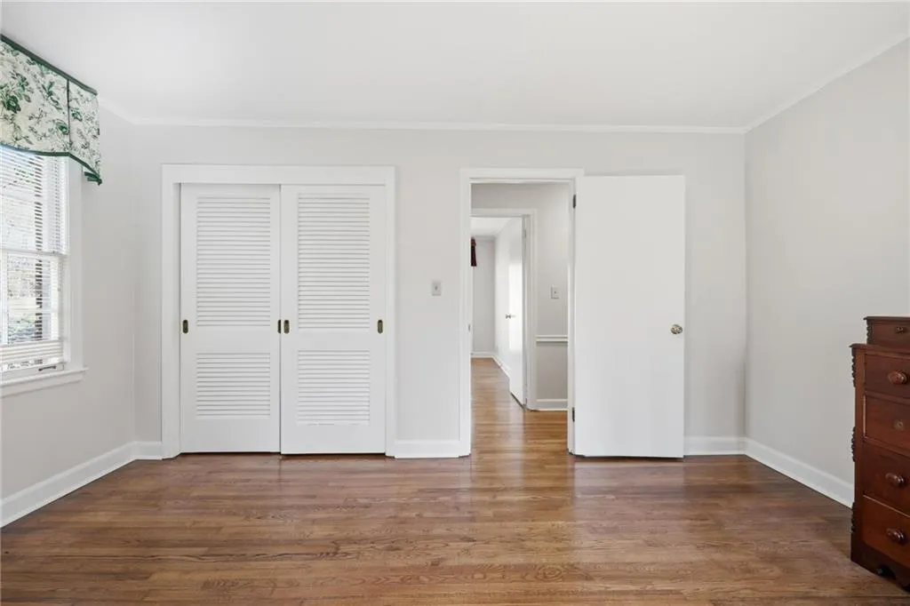 6900 Castleton Drive Nw, Atlanta, Georgia 30328, 3 Bedrooms Bedrooms, ,2 BathroomsBathrooms,Residential,For Sale,6900 Castleton Drive Nw,7728218