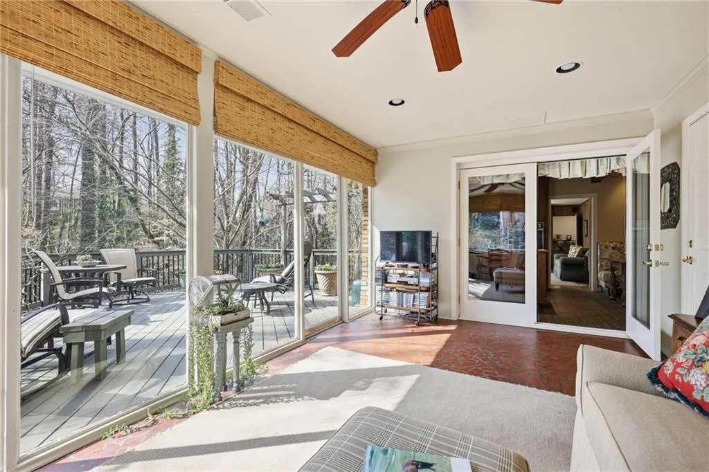 6900 Castleton Drive Nw, Atlanta, Georgia 30328, 3 Bedrooms Bedrooms, ,2 BathroomsBathrooms,Residential,For Sale,6900 Castleton Drive Nw,7728218