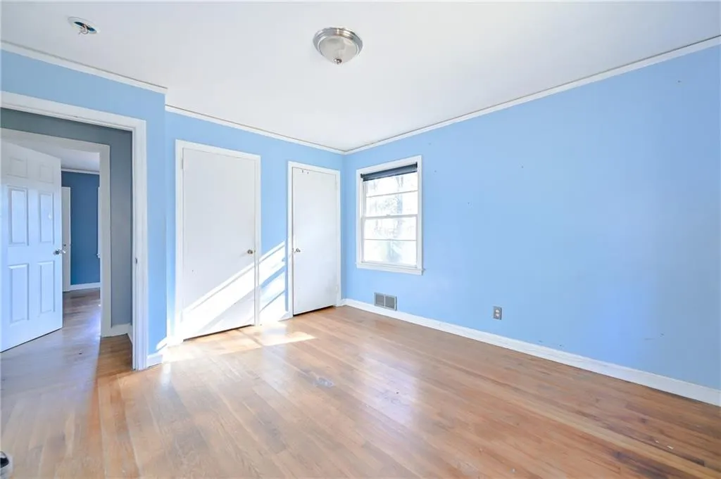 198 Johnson Ferry Road Nw, Sandy Springs, Georgia 30328, 3 Bedrooms Bedrooms, ,2 BathroomsBathrooms,Residential,Sold,198 Johnson Ferry Road Nw,7156645