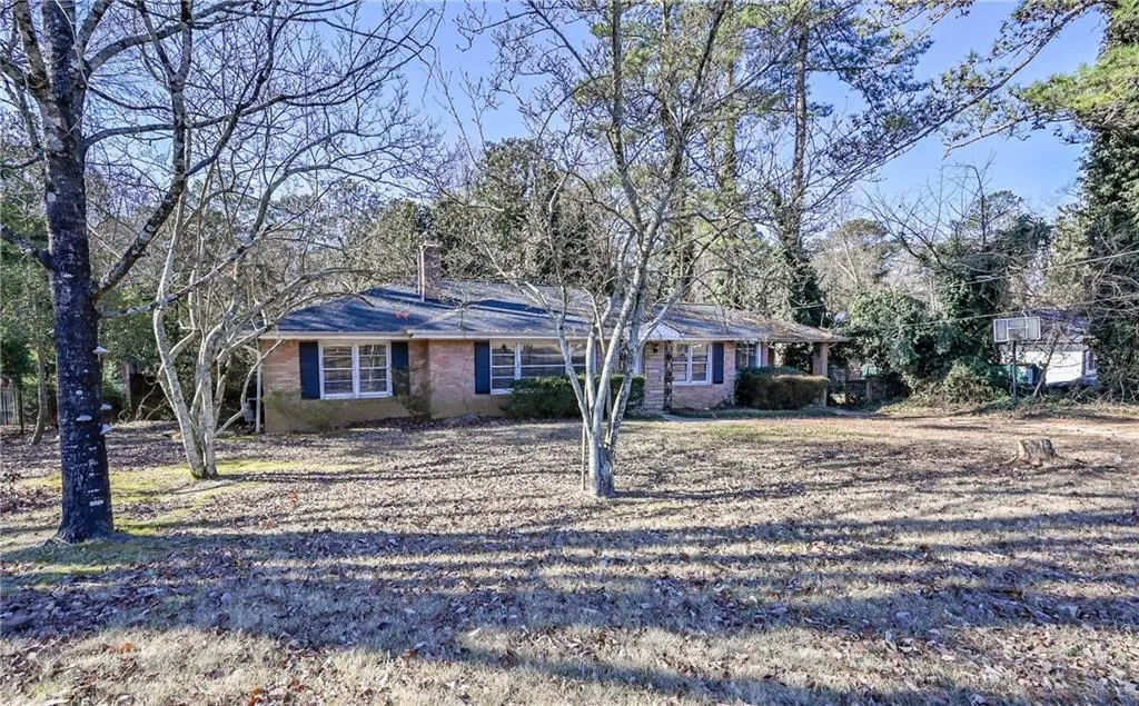 198 Johnson Ferry Road Nw, Sandy Springs, Georgia 30328, 3 Bedrooms Bedrooms, ,2 BathroomsBathrooms,Residential,Sold,198 Johnson Ferry Road Nw,7156645