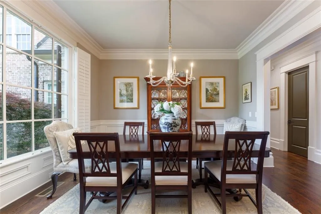 4914 Powers Ferry Road, Atlanta, Georgia 30327, 5 Bedrooms Bedrooms, ,5 BathroomsBathrooms,Residential,Sold,4914 Powers Ferry Road,7344987