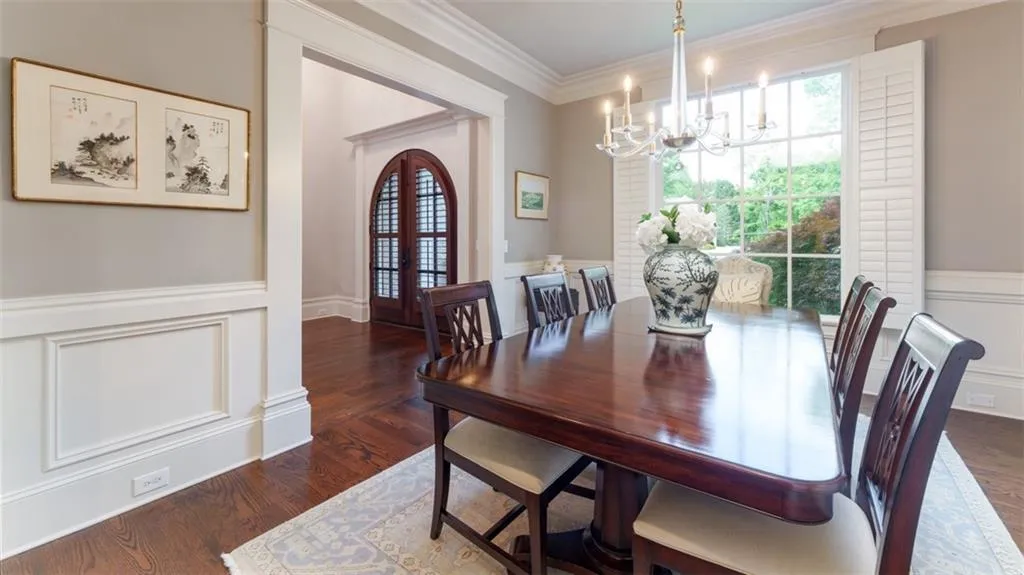 4914 Powers Ferry Road, Atlanta, Georgia 30327, 5 Bedrooms Bedrooms, ,5 BathroomsBathrooms,Residential,Sold,4914 Powers Ferry Road,7344987